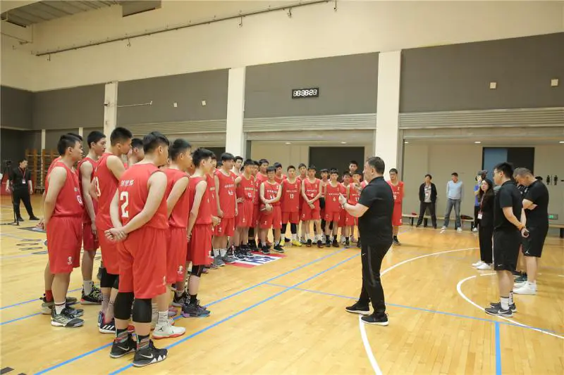 乌鲁木齐篮球训练营招生_2